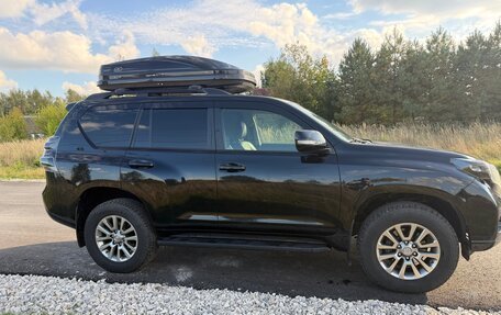 Toyota Land Cruiser Prado 150 рестайлинг 2, 2016 год, 3 900 000 рублей, 6 фотография
