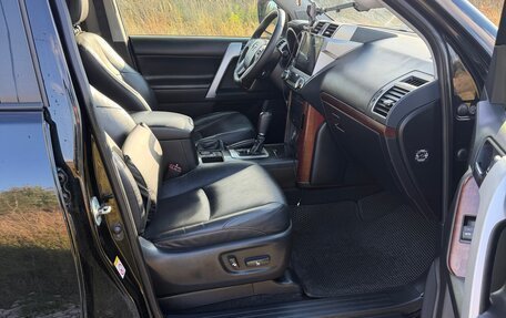 Toyota Land Cruiser Prado 150 рестайлинг 2, 2016 год, 3 900 000 рублей, 8 фотография