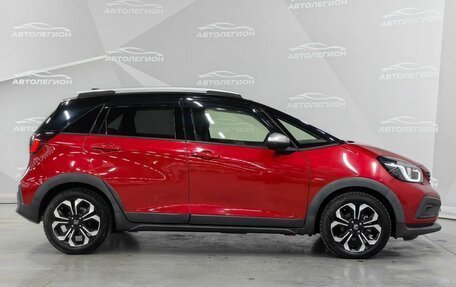 Honda Fit, 2021 год, 1 800 000 рублей, 6 фотография