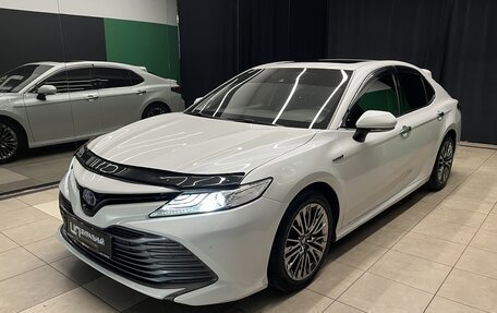 Toyota Camry, 2017 год, 2 490 000 рублей, 3 фотография