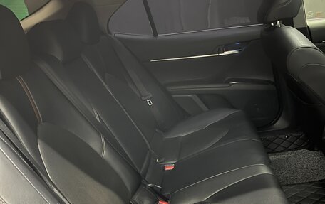 Toyota Camry, 2017 год, 2 490 000 рублей, 18 фотография