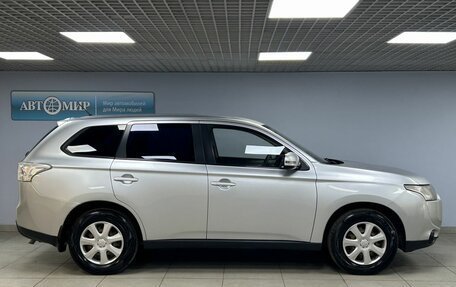 Mitsubishi Outlander III рестайлинг 3, 2013 год, 1 110 000 рублей, 8 фотография