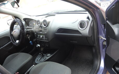 Ford Fiesta, 2006 год, 299 000 рублей, 11 фотография