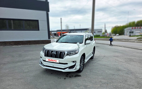 Toyota Land Cruiser Prado 150 рестайлинг 2, 2018 год, 3 950 000 рублей, 2 фотография