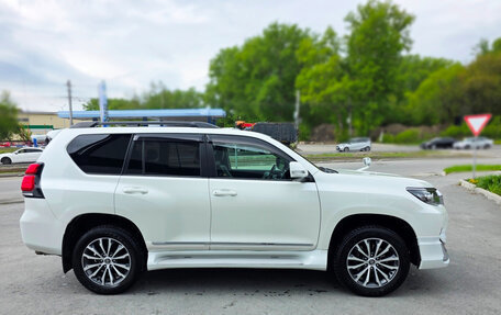 Toyota Land Cruiser Prado 150 рестайлинг 2, 2018 год, 3 950 000 рублей, 4 фотография