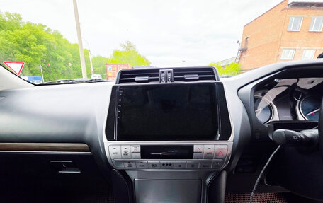 Toyota Land Cruiser Prado 150 рестайлинг 2, 2018 год, 3 950 000 рублей, 21 фотография