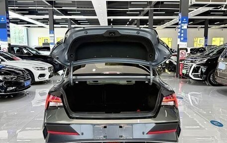 Hyundai Elantra, 2023 год, 1 315 000 рублей, 8 фотография