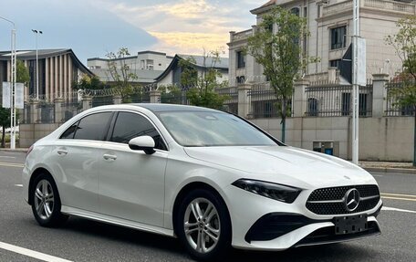 Mercedes-Benz A-Класс, 2023 год, 2 000 001 рублей, 3 фотография