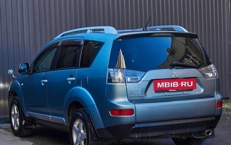 Mitsubishi Outlander III рестайлинг 3, 2005 год, 880 000 рублей, 4 фотография