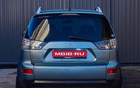 Mitsubishi Outlander III рестайлинг 3, 2005 год, 880 000 рублей, 5 фотография