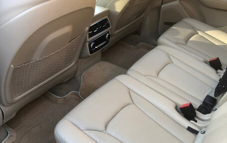 Audi Q7, 2015 год, 3 050 000 рублей, 14 фотография
