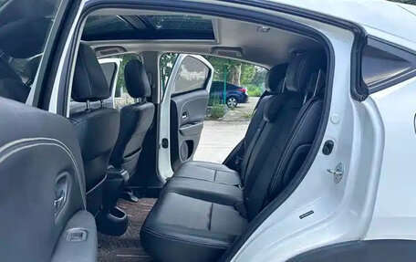Honda Vezel, 2020 год, 1 560 000 рублей, 8 фотография