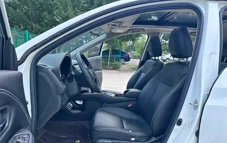 Honda Vezel, 2020 год, 1 560 000 рублей, 7 фотография