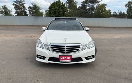 Mercedes-Benz E-Класс, 2011 год, 2 000 000 рублей, 1 фотография