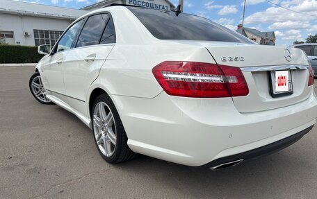 Mercedes-Benz E-Класс, 2011 год, 2 000 000 рублей, 3 фотография