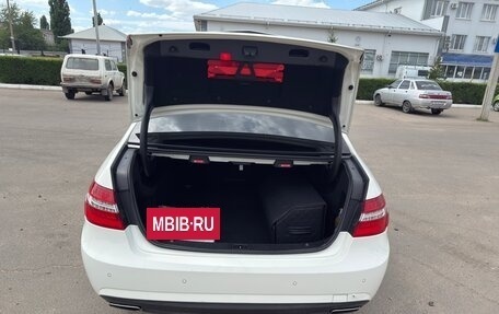 Mercedes-Benz E-Класс, 2011 год, 2 000 000 рублей, 8 фотография