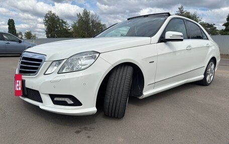 Mercedes-Benz E-Класс, 2011 год, 2 000 000 рублей, 2 фотография