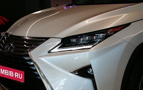 Lexus RX IV рестайлинг, 2019 год, 4 500 000 рублей, 14 фотография