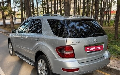 Mercedes-Benz M-Класс, 2010 год, 1 750 000 рублей, 4 фотография