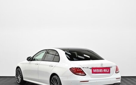 Mercedes-Benz E-Класс, 2016 год, 2 215 000 рублей, 2 фотография