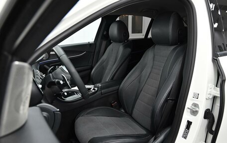 Mercedes-Benz E-Класс, 2016 год, 2 215 000 рублей, 13 фотография