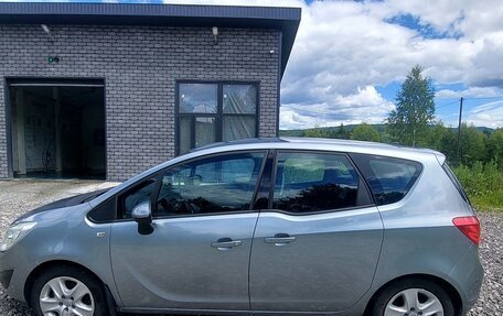Opel Meriva, 2012 год, 500 000 рублей, 3 фотография