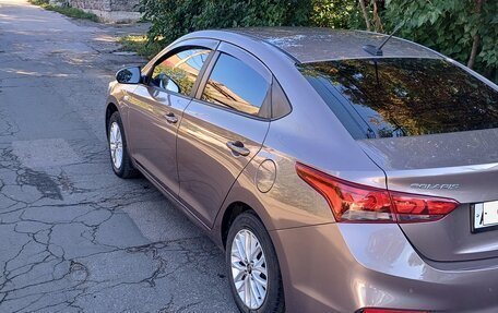 Hyundai Solaris II рестайлинг, 2019 год, 1 650 000 рублей, 6 фотография