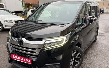 Honda Stepwgn IV, 2021 год, 2 650 000 рублей, 1 фотография