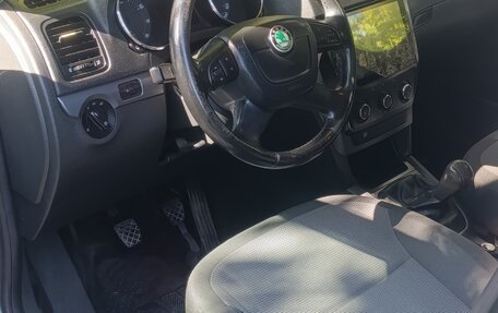 Skoda Yeti I рестайлинг, 2012 год, 695 000 рублей, 28 фотография