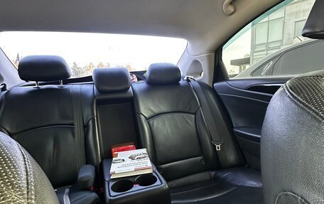 Hyundai Sonata VI, 2012 год, 950 000 рублей, 3 фотография