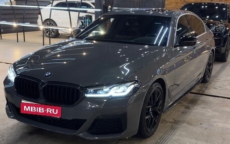 BMW 5 серия, 2022 год, 4 890 000 рублей, 1 фотография