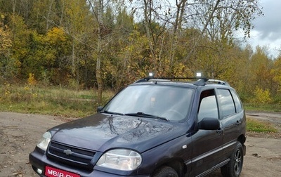 Chevrolet Niva I рестайлинг, 2005 год, 225 000 рублей, 1 фотография