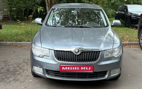 Skoda Superb III рестайлинг, 2010 год, 670 000 рублей, 1 фотография