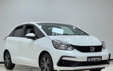 Honda Fit, 2023 год, 1 300 001 рублей, 3 фотография