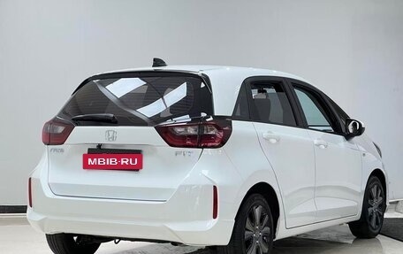 Honda Fit, 2023 год, 1 300 001 рублей, 4 фотография