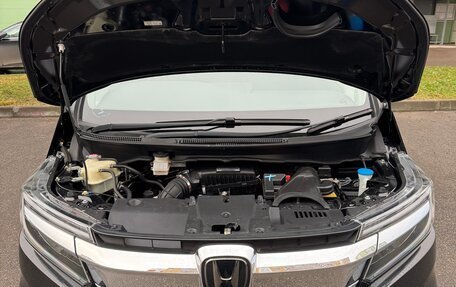 Honda Stepwgn IV, 2021 год, 2 650 000 рублей, 11 фотография
