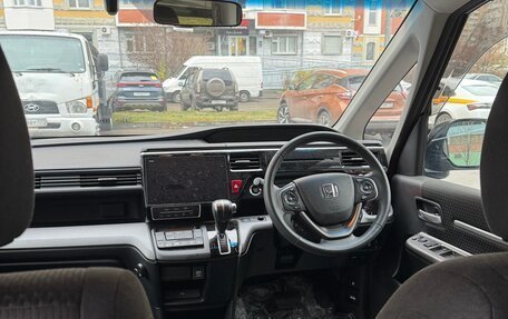 Honda Stepwgn IV, 2021 год, 2 650 000 рублей, 19 фотография