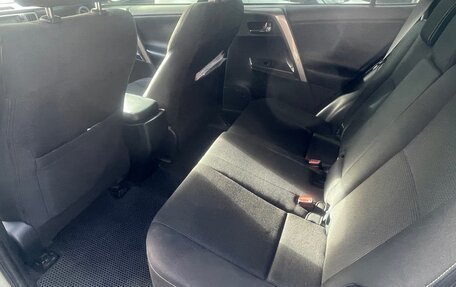 Toyota RAV4, 2017 год, 1 900 000 рублей, 5 фотография