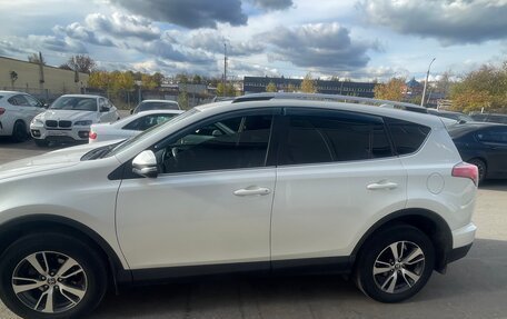Toyota RAV4, 2017 год, 1 900 000 рублей, 3 фотография