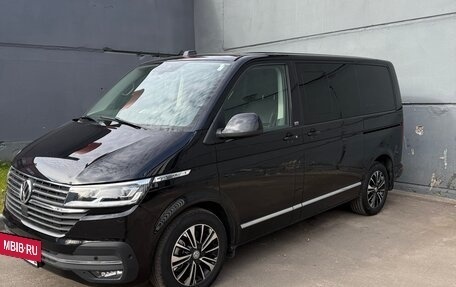 Volkswagen Multivan T6 рестайлинг, 2021 год, 7 600 000 рублей, 3 фотография