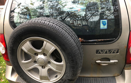Chevrolet Niva I рестайлинг, 2012 год, 550 000 рублей, 4 фотография