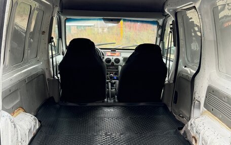 Renault Kangoo II рестайлинг, 2001 год, 290 000 рублей, 22 фотография