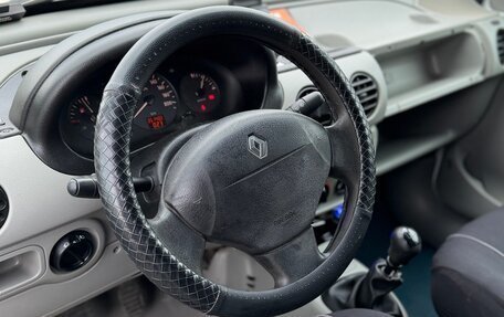 Renault Kangoo II рестайлинг, 2001 год, 290 000 рублей, 12 фотография