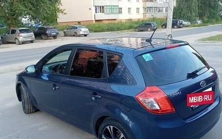 KIA cee'd I рестайлинг, 2011 год, 720 000 рублей, 16 фотография