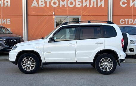 Chevrolet Niva I рестайлинг, 2017 год, 780 000 рублей, 8 фотография