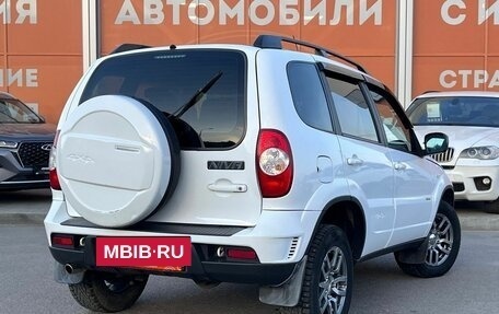 Chevrolet Niva I рестайлинг, 2017 год, 780 000 рублей, 5 фотография
