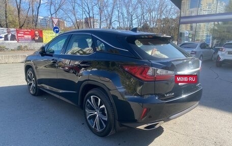 Lexus RX IV рестайлинг, 2017 год, 4 690 000 рублей, 6 фотография