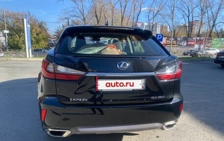 Lexus RX IV рестайлинг, 2017 год, 4 690 000 рублей, 7 фотография
