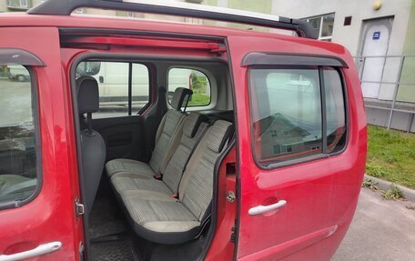 Renault Kangoo II рестайлинг, 2011 год, 600 000 рублей, 4 фотография