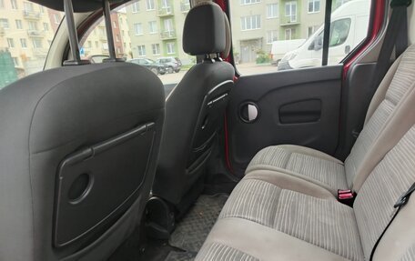 Renault Kangoo II рестайлинг, 2011 год, 600 000 рублей, 8 фотография